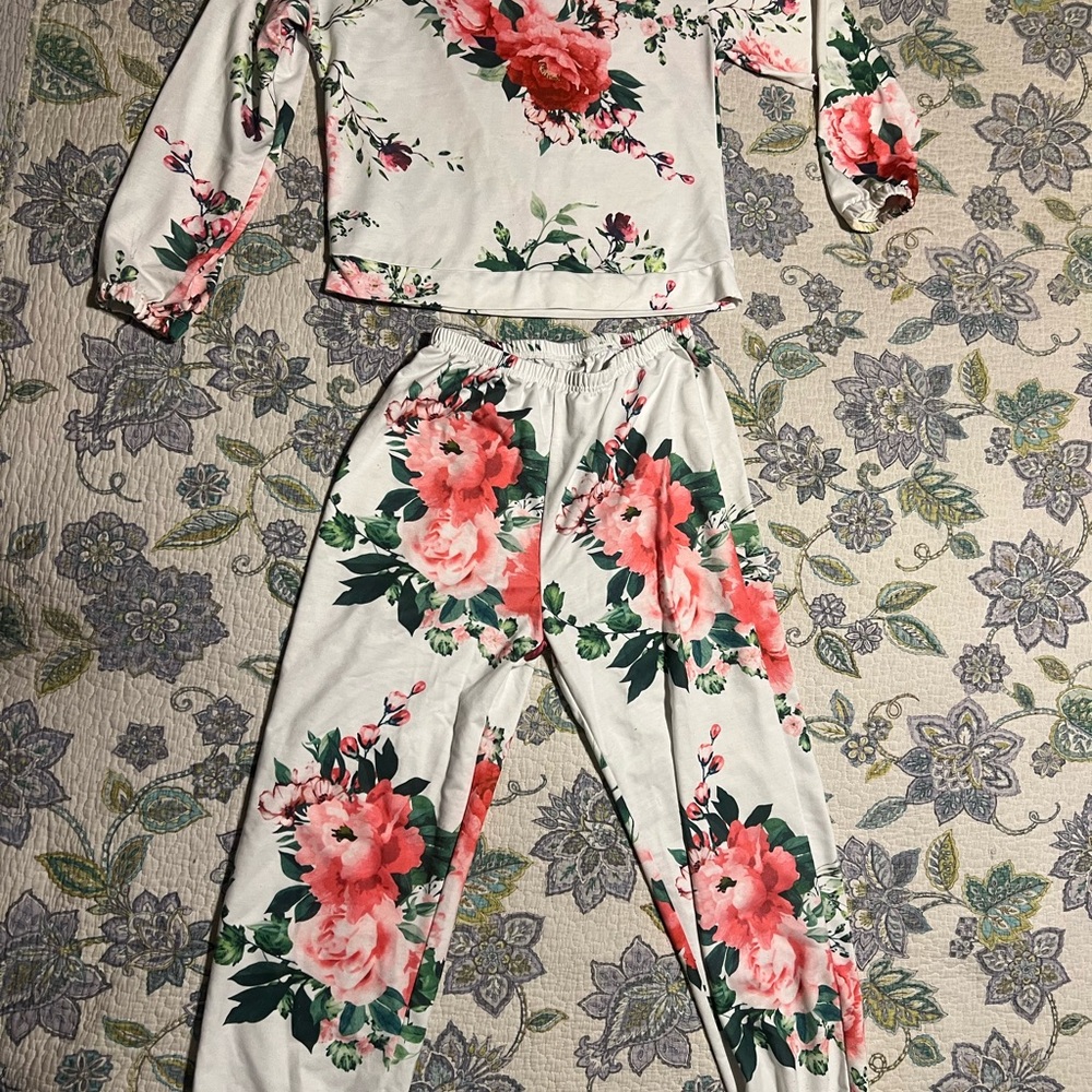 Floral Pajamas Set - Pink and Green